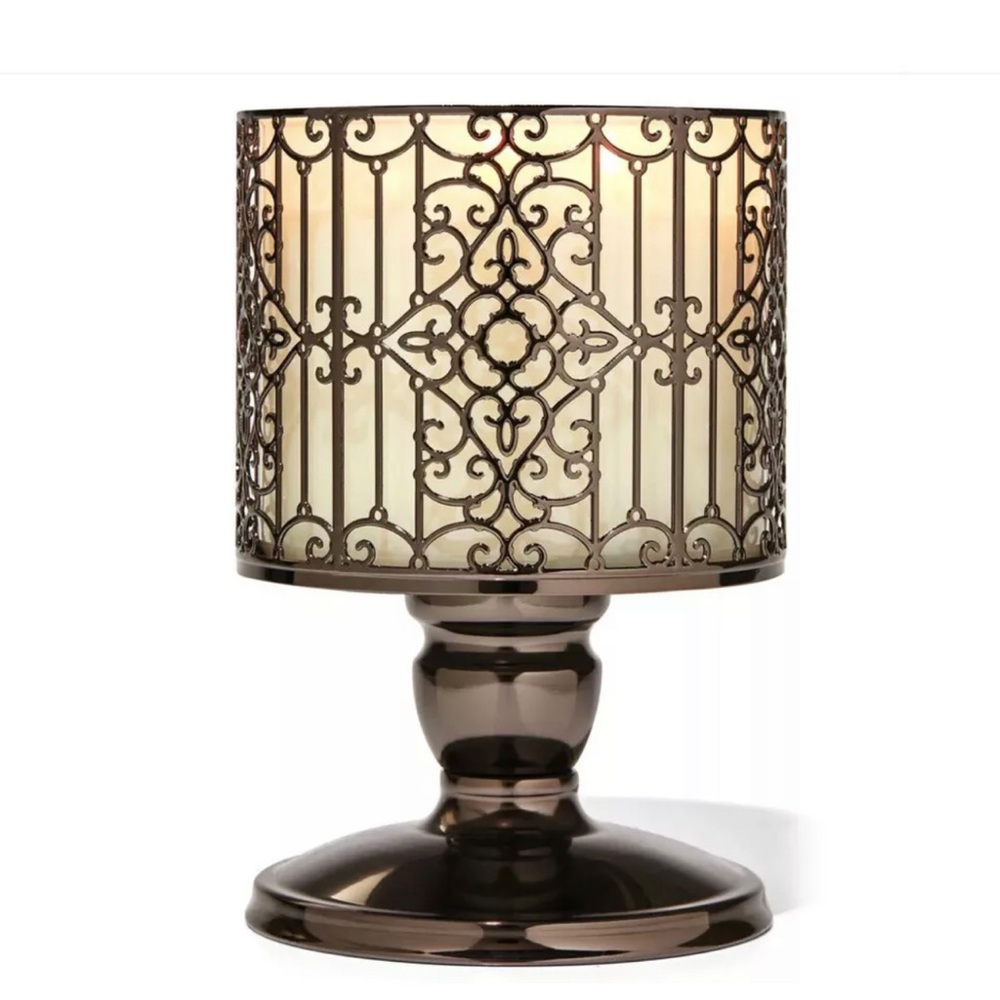 Bath & Body Works ORNATE GATE PEDESTAL 3-Wick Candle Holder